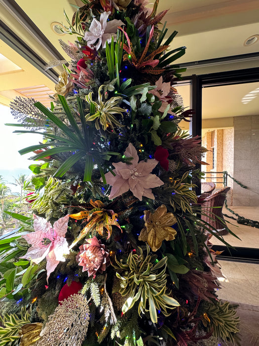 Christmas and Seasonal Decor, Set Up, Delivery and Clean Up Service